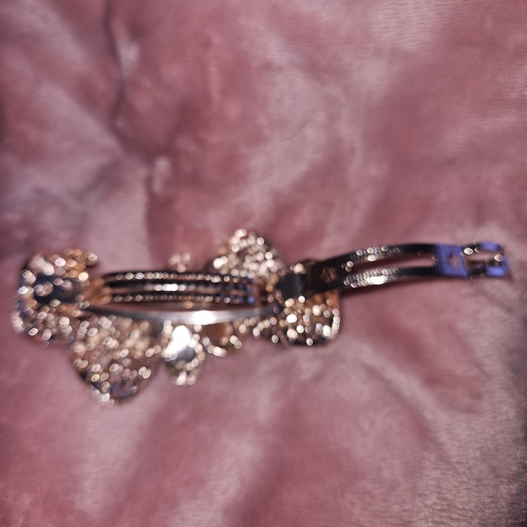 NWT Hair Clip Assessory (Pink & Gold) - Picture 7 of 8